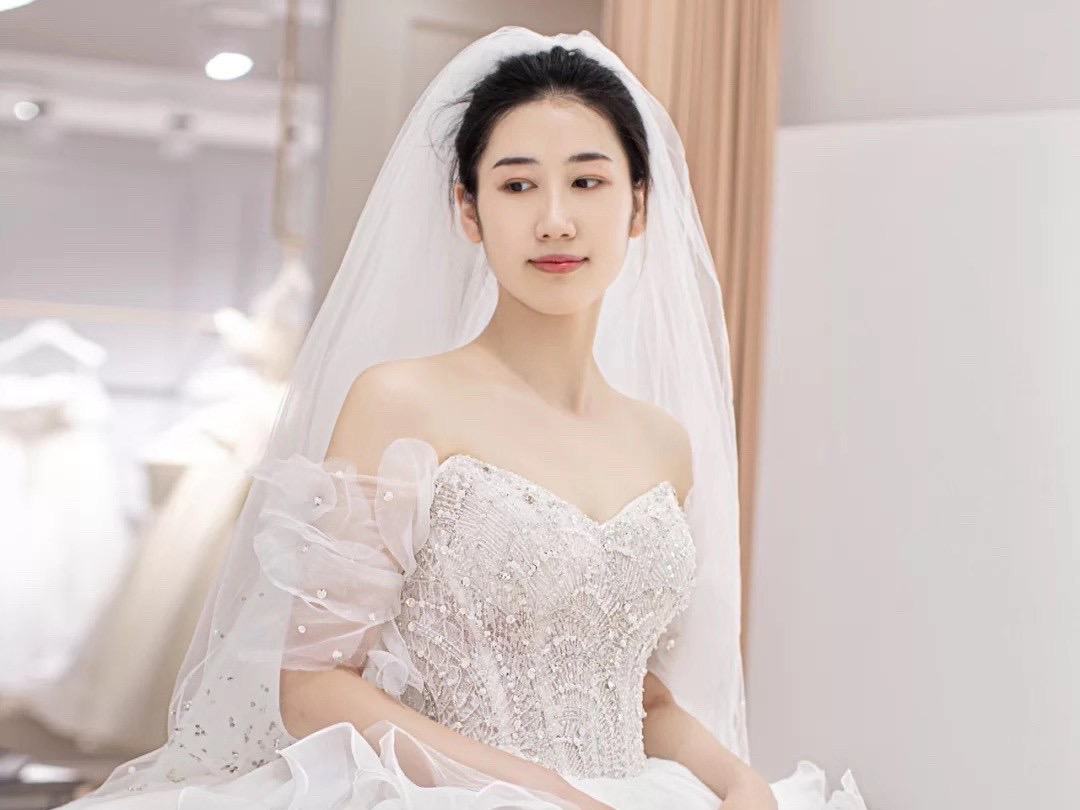 【超值特惠】资深化妆师晚宴跟妆