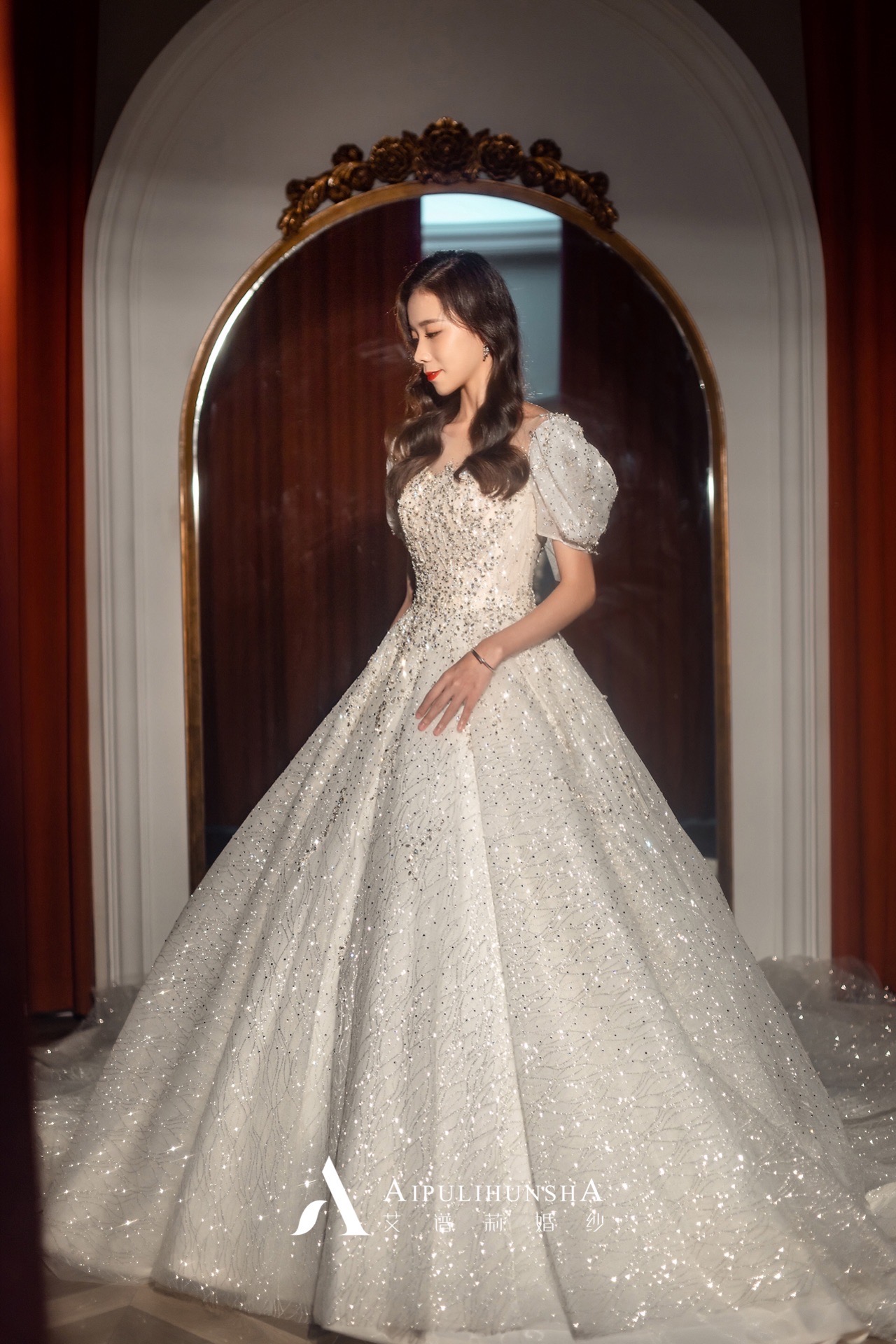 【艾谱莉婚纱】公主出嫁