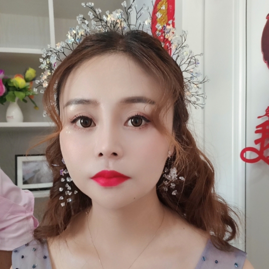 新娘早妆半折优惠价，中式秀禾造型，唯美新娘造型