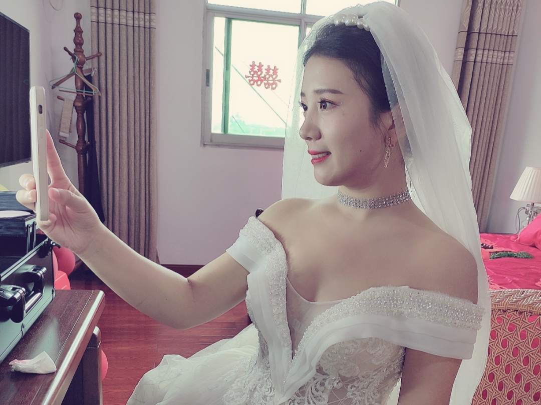 龙游半天跟妆送新郎妆，妈妈妆，伴娘妆