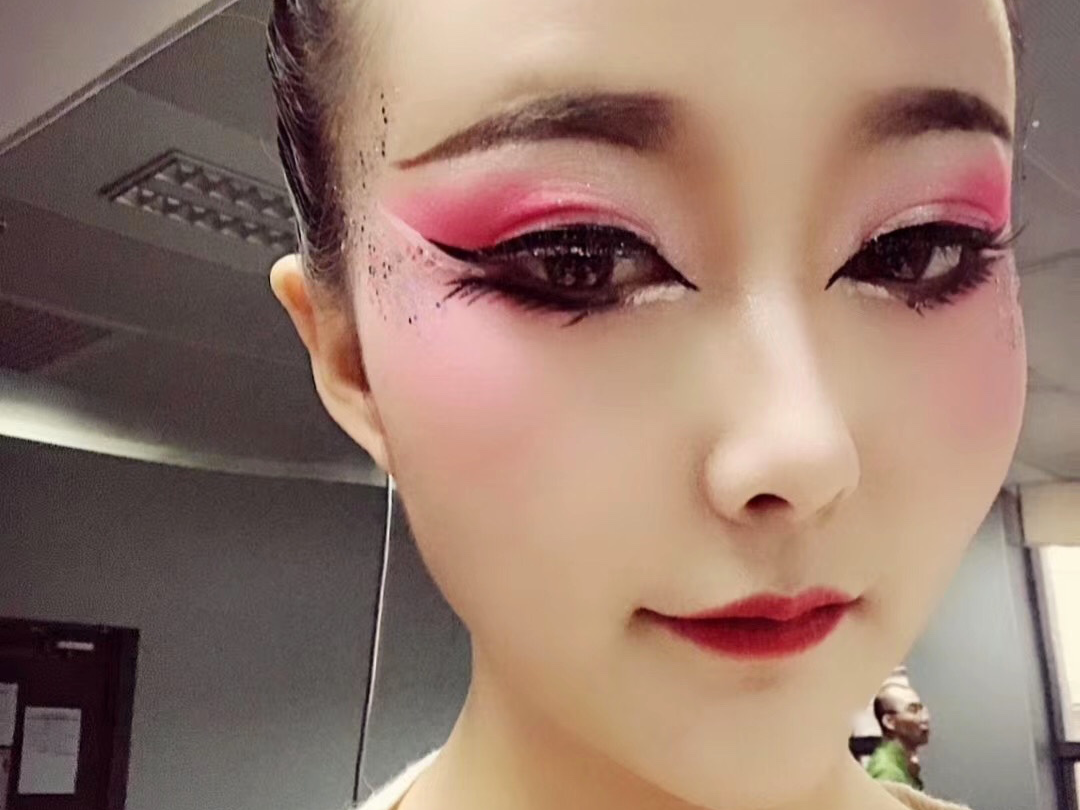 【团购体验价】舞台妆  限5人以上