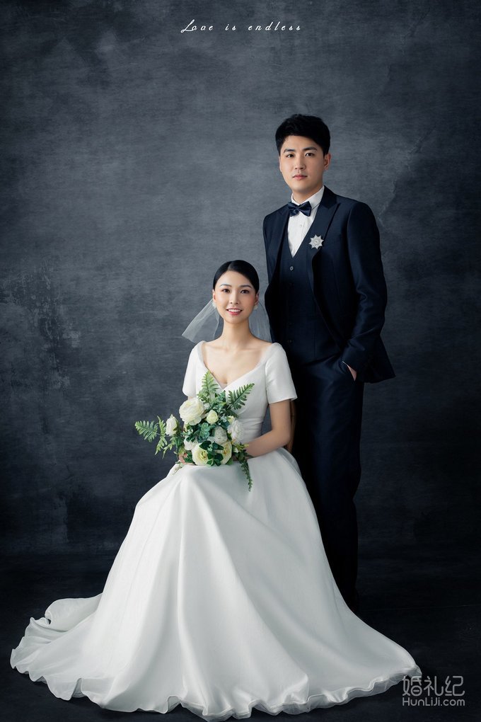 婚纱照这样拍太赞了，赫本风让你美如画中人
