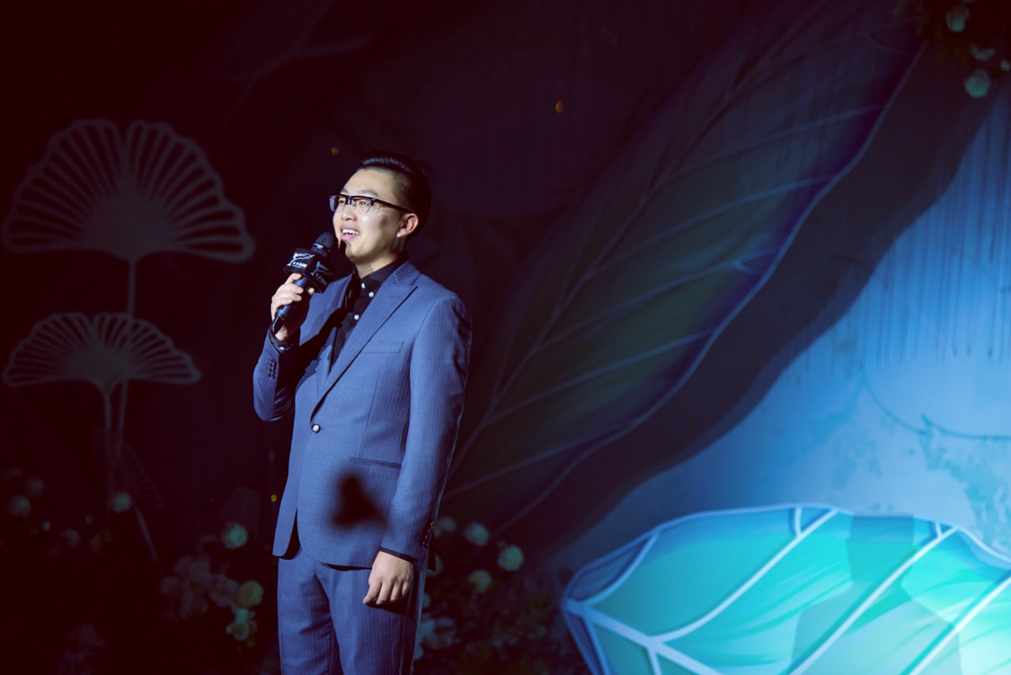 宏瑞