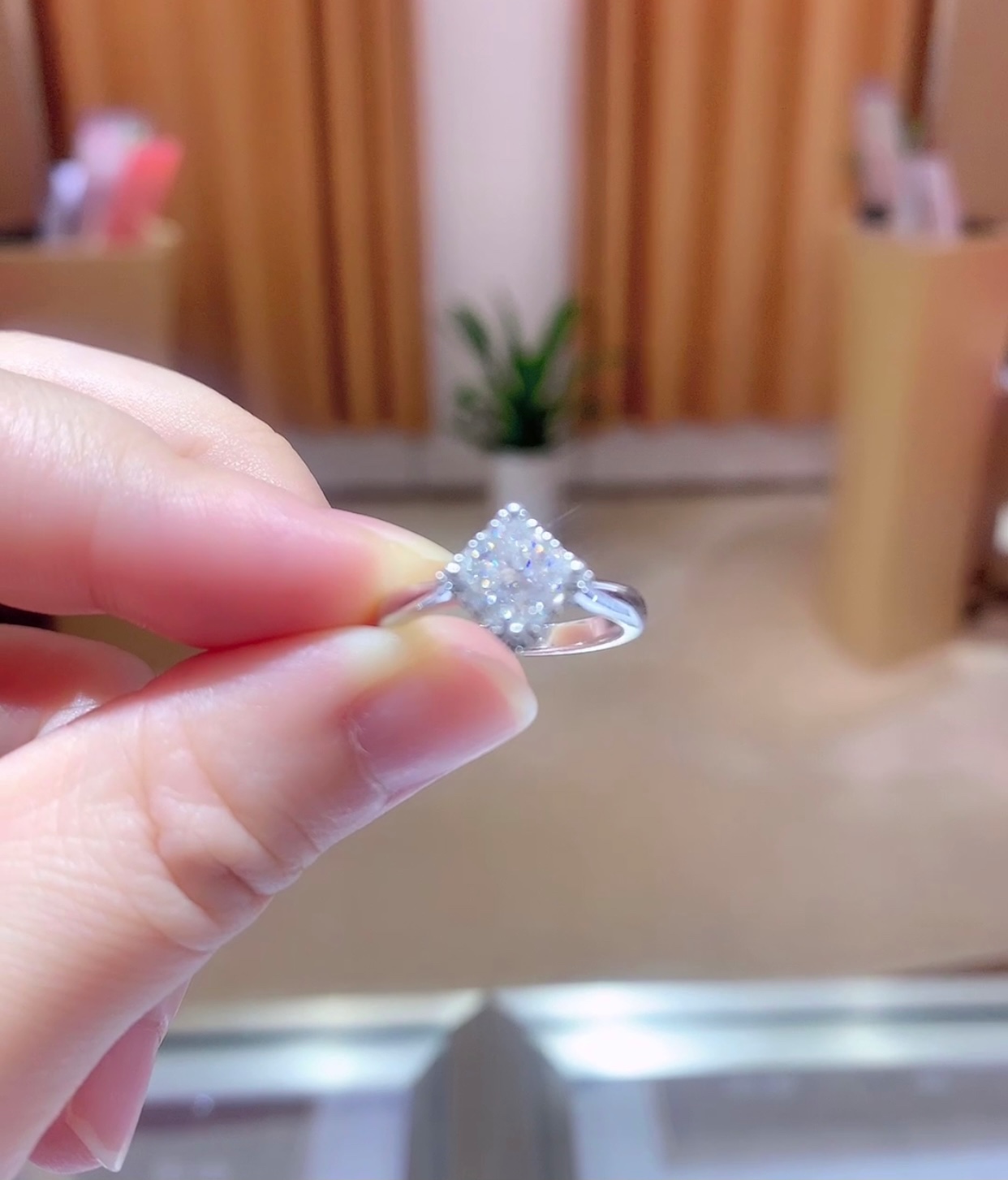 💍简约款钻戒比较耐看💍