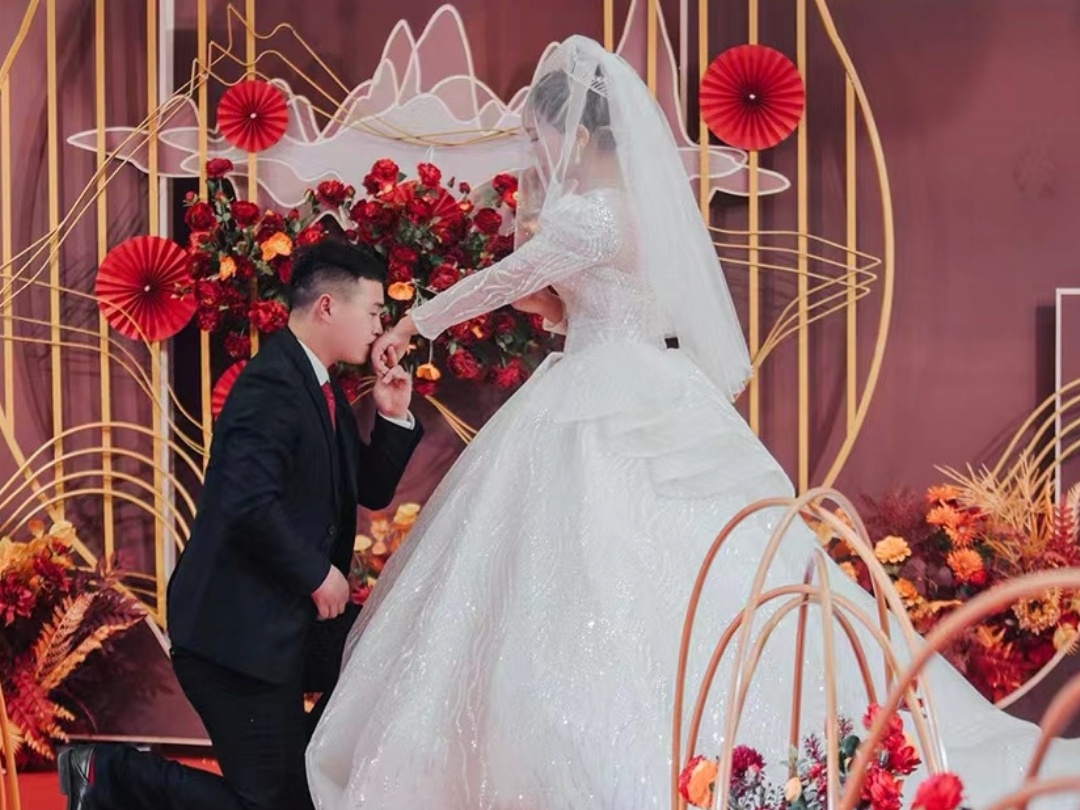 息縣酒店婚禮經(jīng)典紅色系婚禮