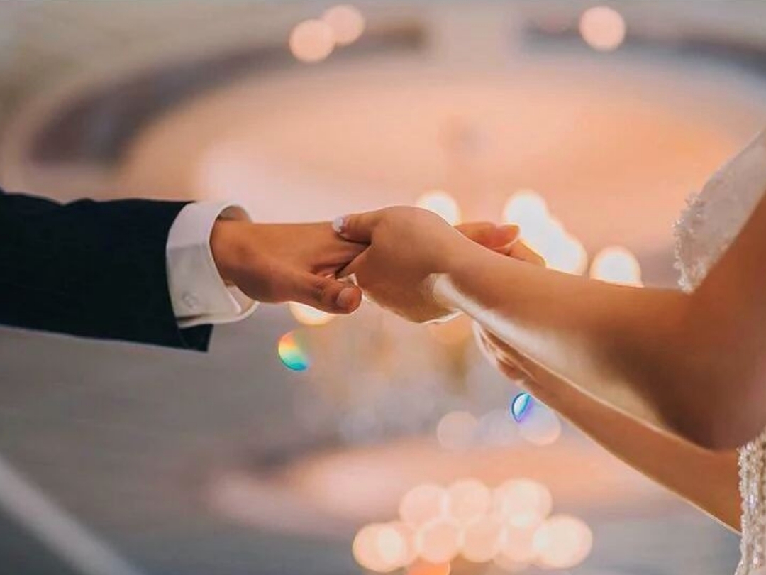 专家级单机位婚礼摄影底片600张，精修50张