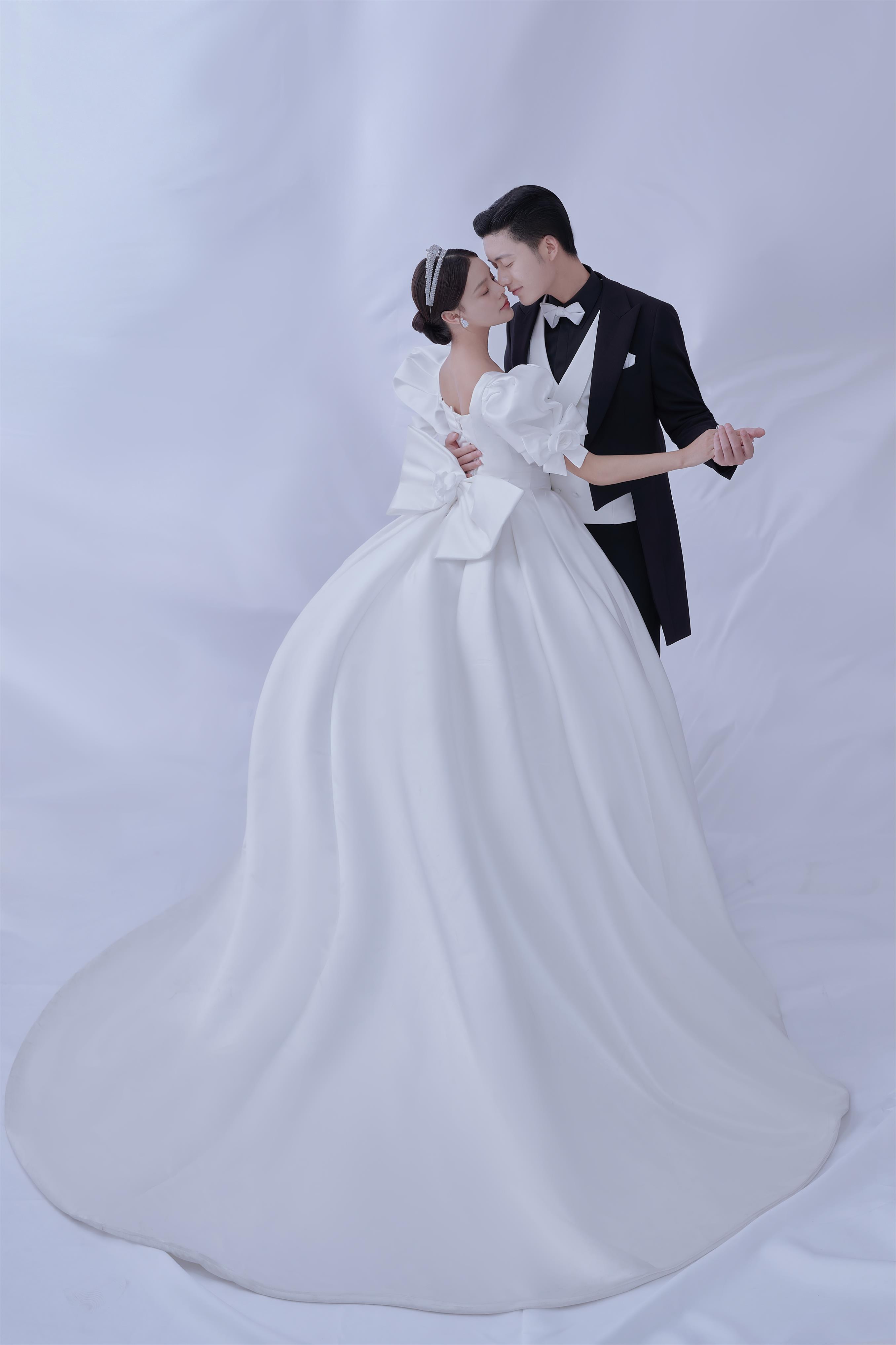 韓城婚紗高端定制 內外景拍攝四服四造