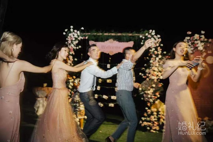 🎆户外婚礼晚宴怎么玩？🍃除了firstdance仙女棒一