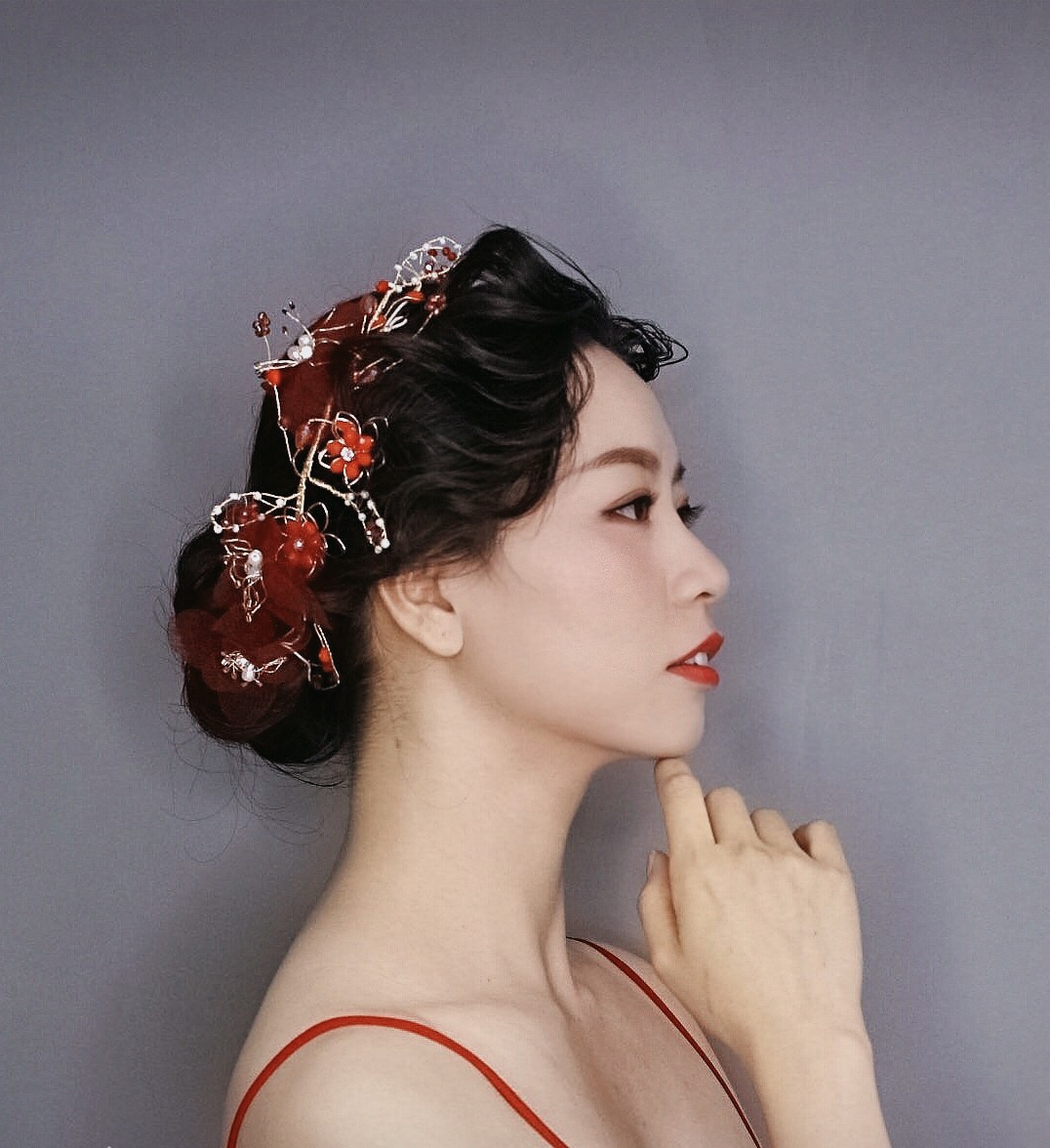 资深新娘妆全天跟妆-3个妆面+造型