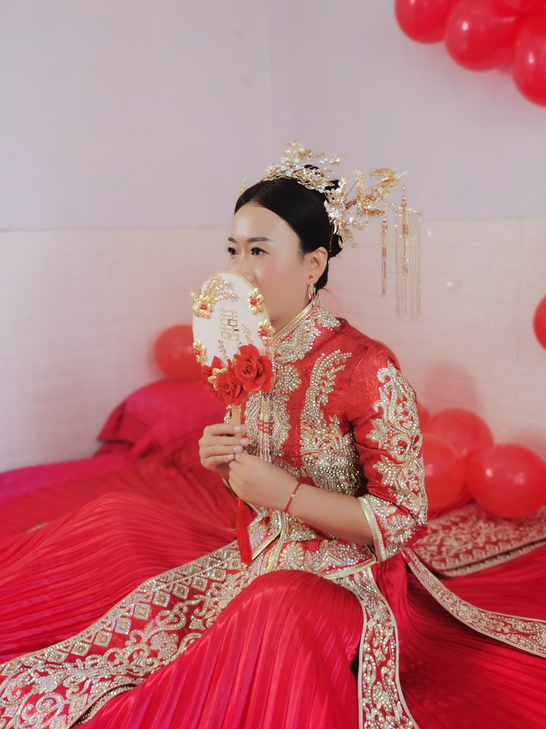 套餐B资深化妆师全天跟妆【现在预定送亲友妆】