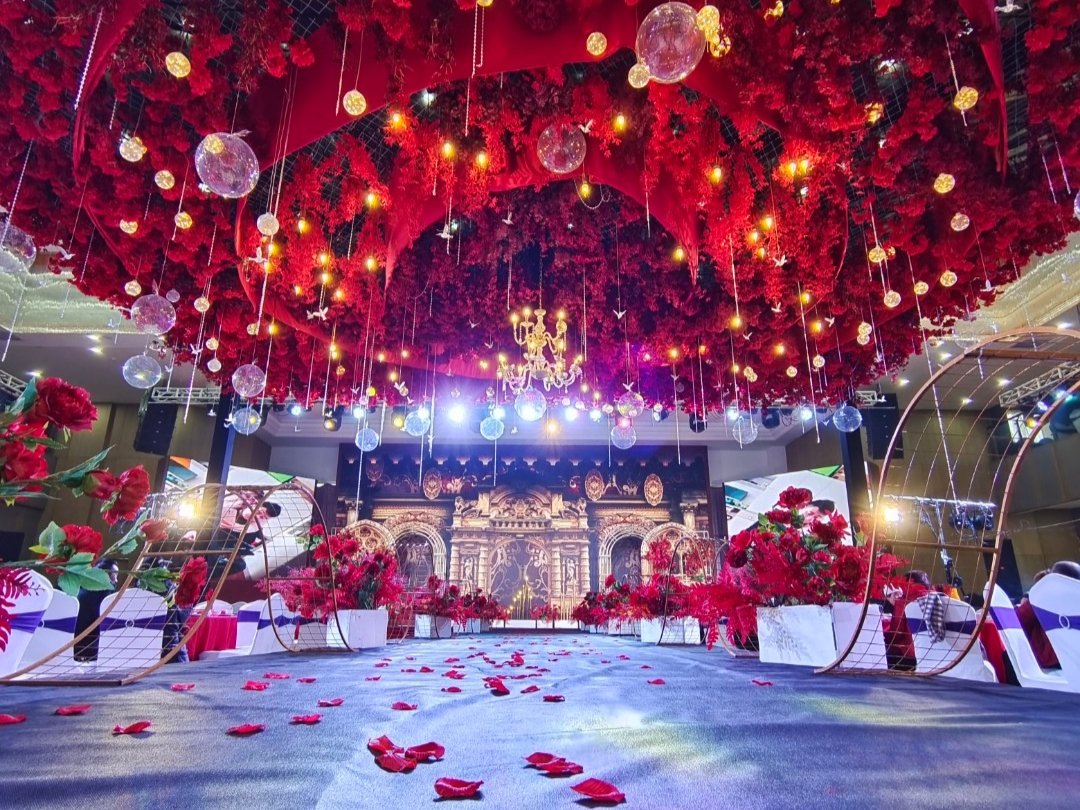 宝鸡市婚礼主持-沉浸式氛围婚礼美学