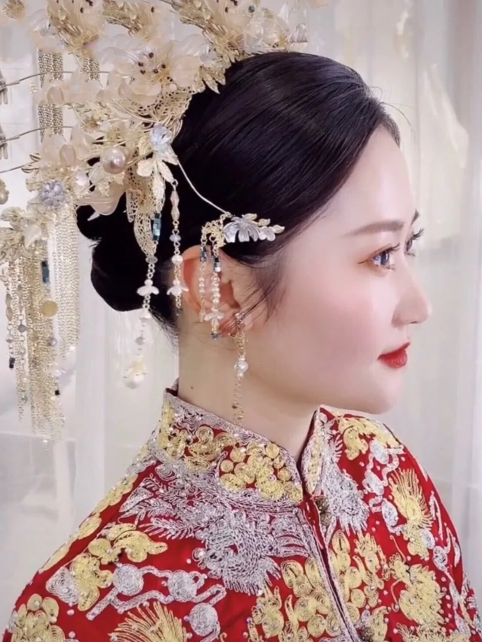 专业化妆师全天跟妆＋亲友妆