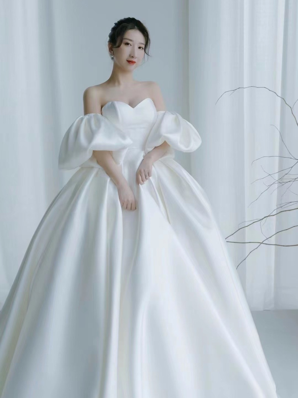 【屿里婚纱】品牌婚纱系列套餐