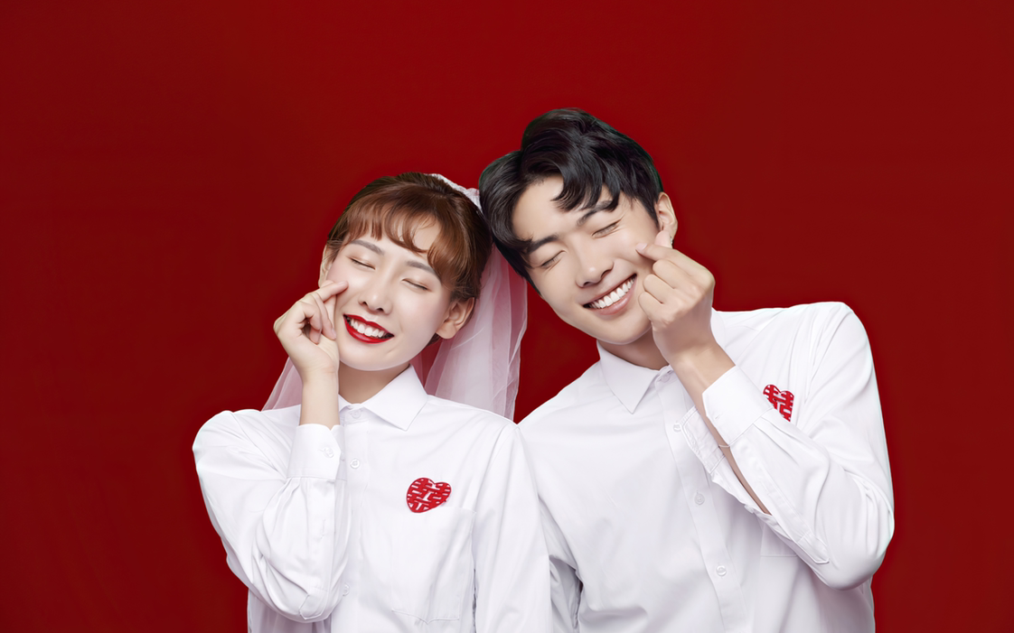 《巴黎婚纱摄影》结婚证件照