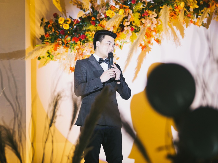 中西式婚礼主持
彩排+音乐编排+DJ