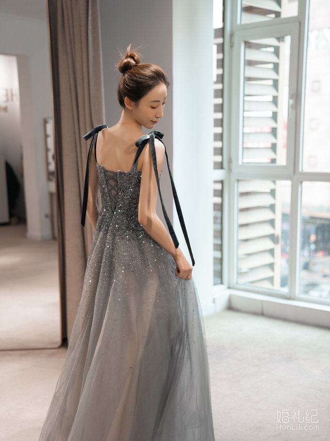 结婚礼服(婚纱，秀禾，敬酒服)买or租？