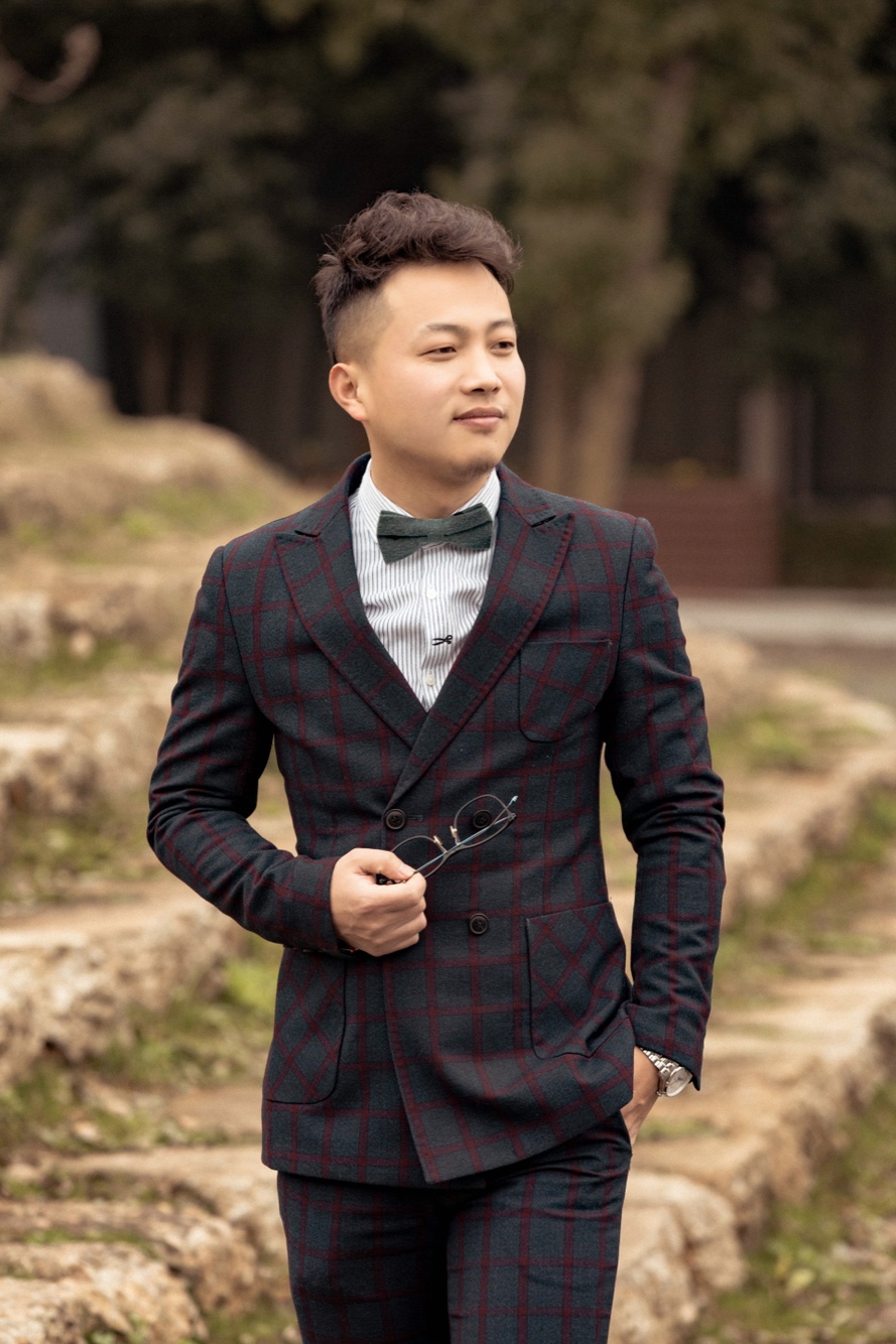 刘逸