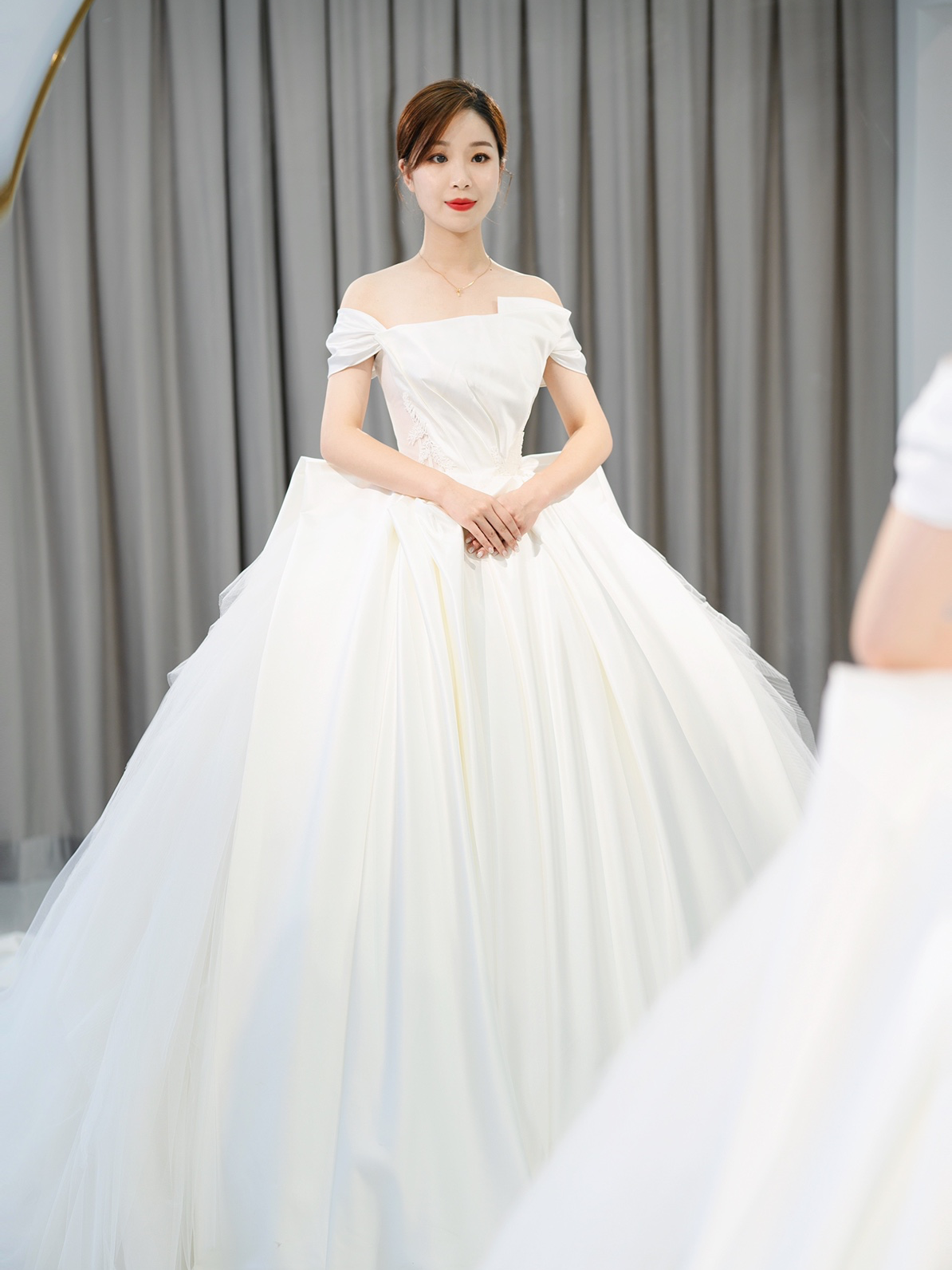 【婚纱套餐】婚纱礼服套餐7件套