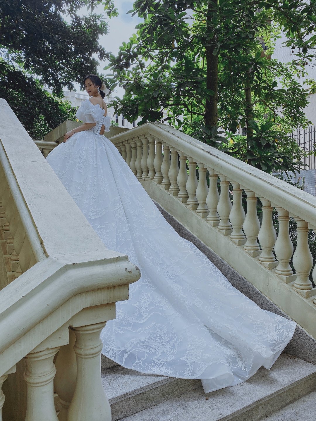 【店庆活动】国际名品婚纱礼服