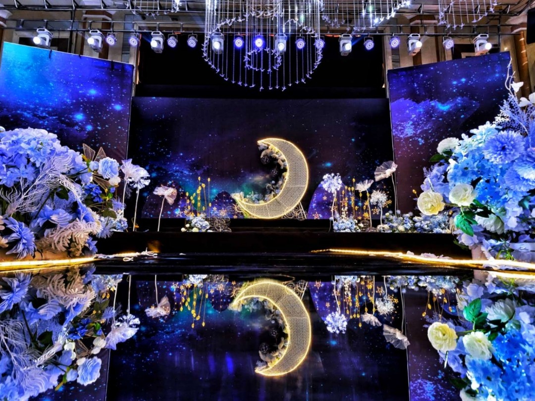 唐河迎宾馆后大厅专属定制星空婚礼