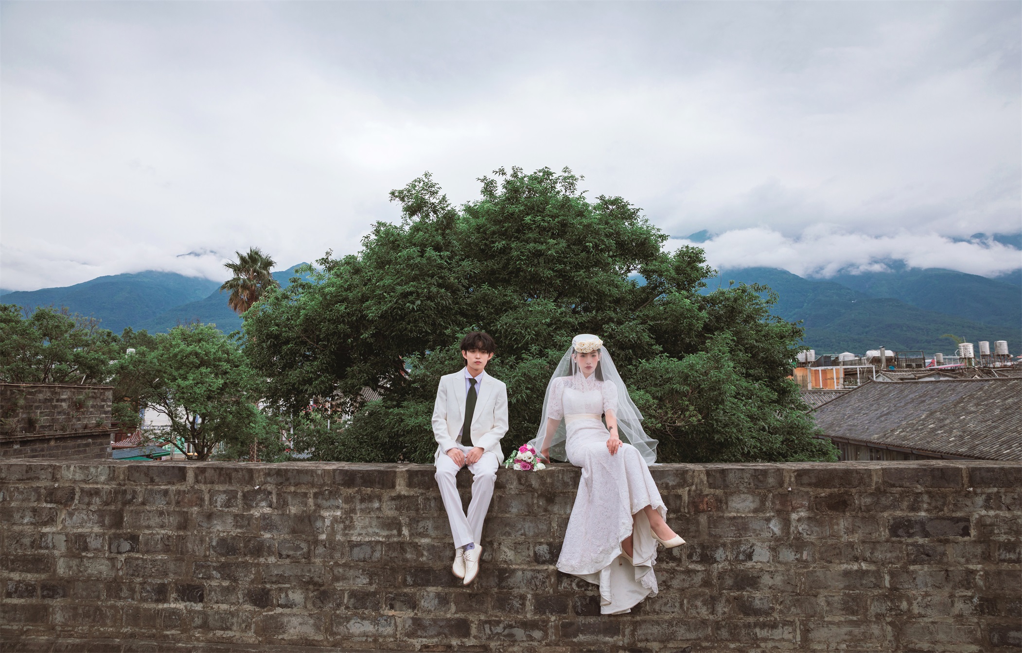 【大理特惠】一价全包+送住宿送全新定制婚纱