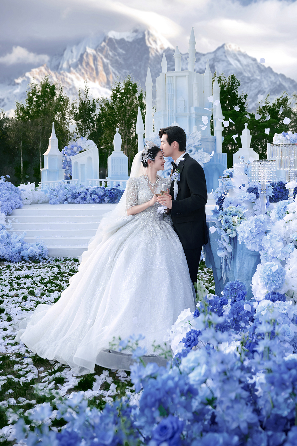 【新品上新】冰雪城堡外景抢先拍+高品质服务
