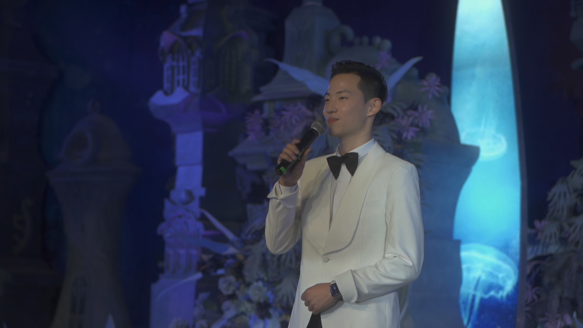 室内仪式《精心收藏》