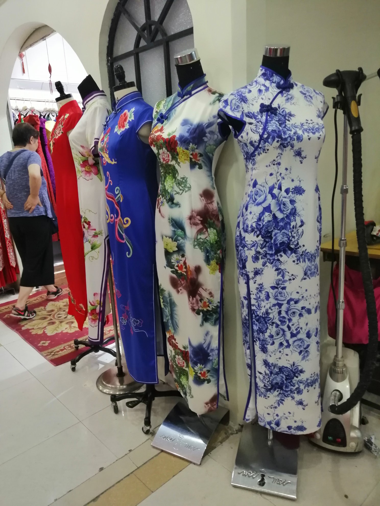 锦绣嫁衣馆