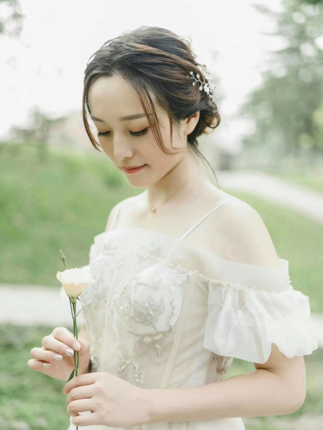 【從校園到婚紗】清新出門紗＋敬酒服