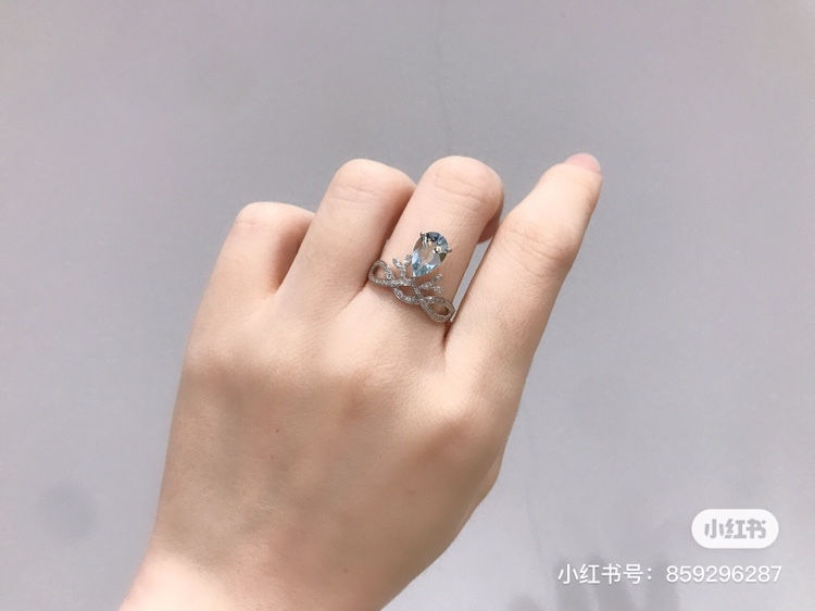 秋天是的第一枚戒指💍