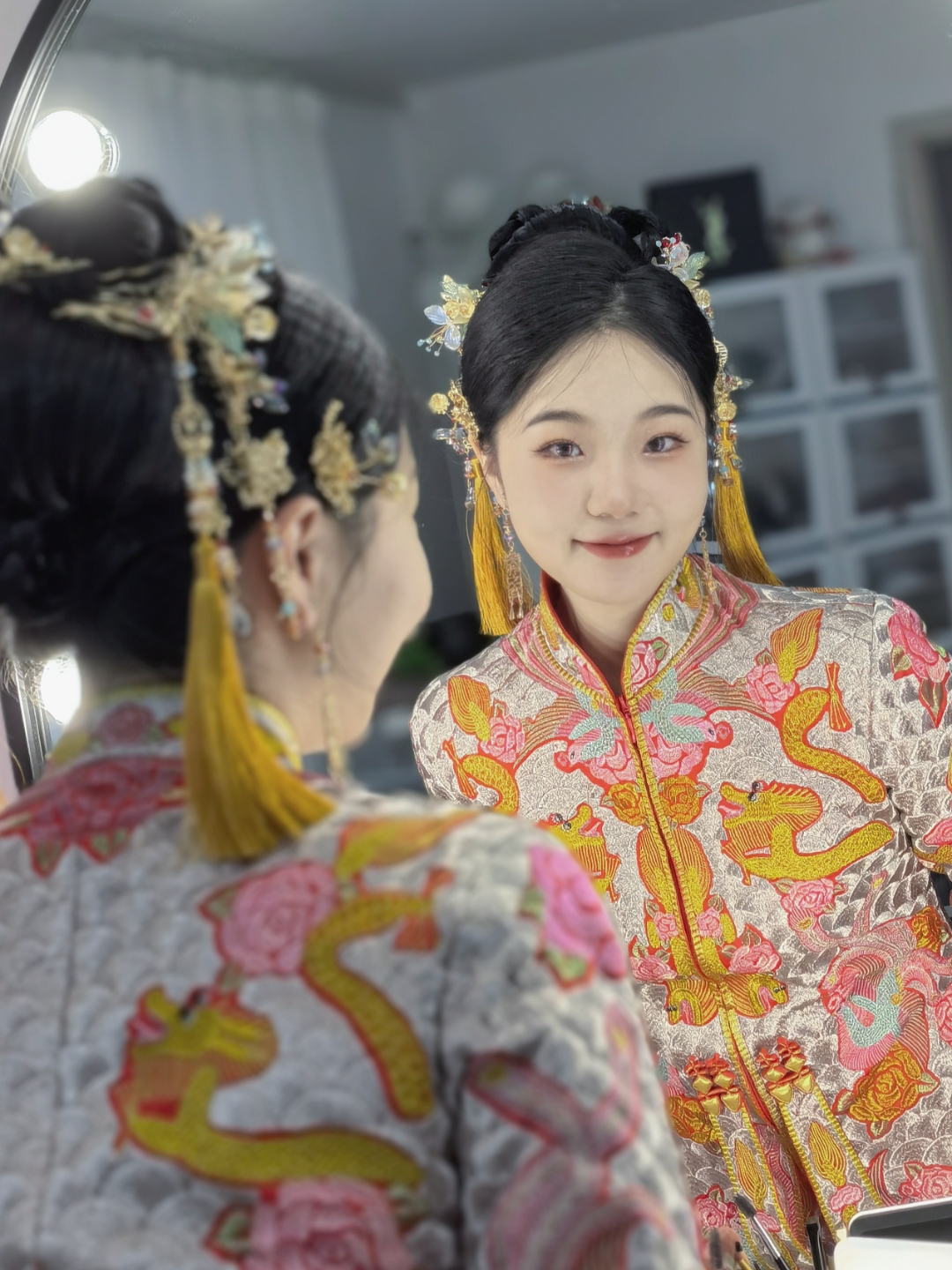 《减龄中式新娘》