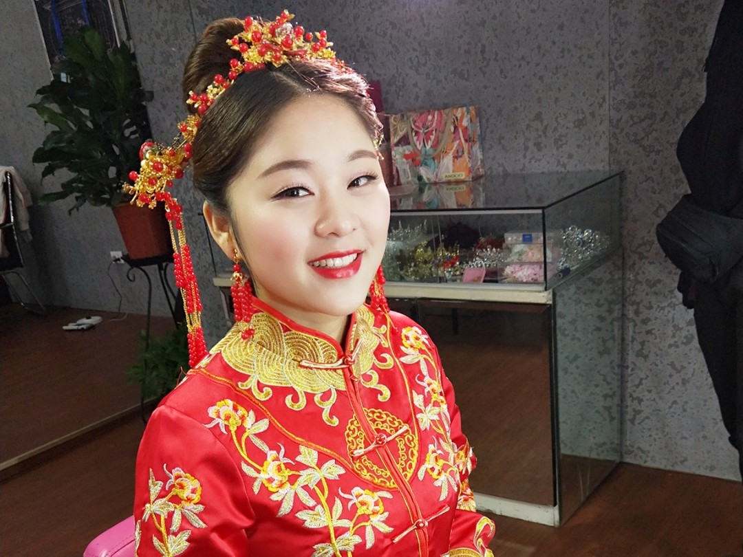 龙游地区新娘全天跟妆送：新郎妆，妈妈妆，伴娘妆