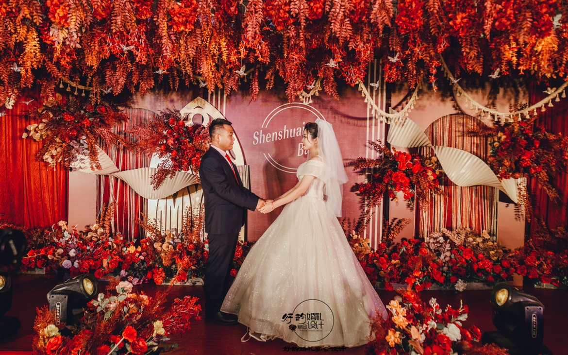 心猿归林，意马有缰，复古红色婚礼