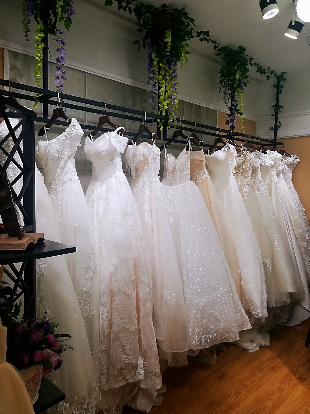 大连奥黛丽国际婚纱会馆
