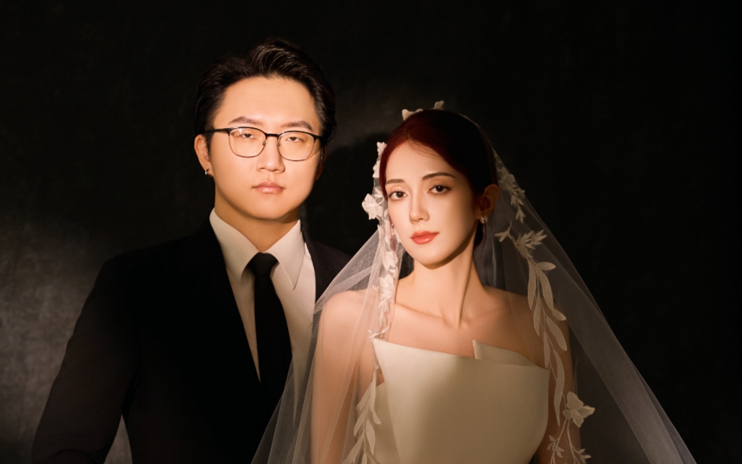 爱与仪式感满溢·无法抗拒的氛围感主纱婚纱照🥂#