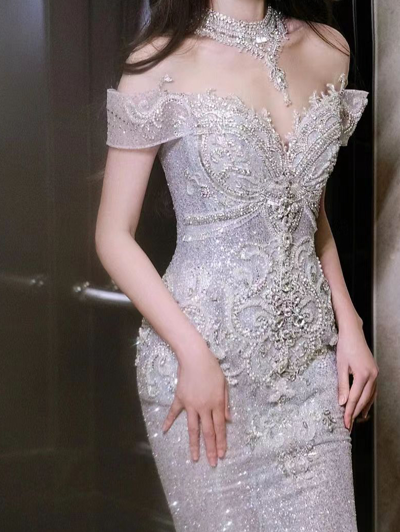订婚礼服造型