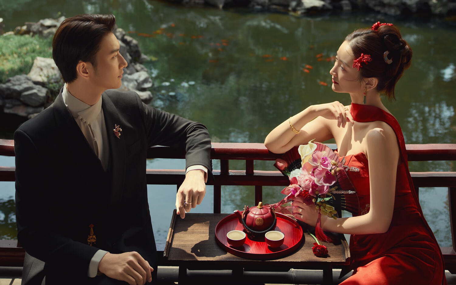 紅顏古韻｜一眼驚艷的新中式園林婚紗照