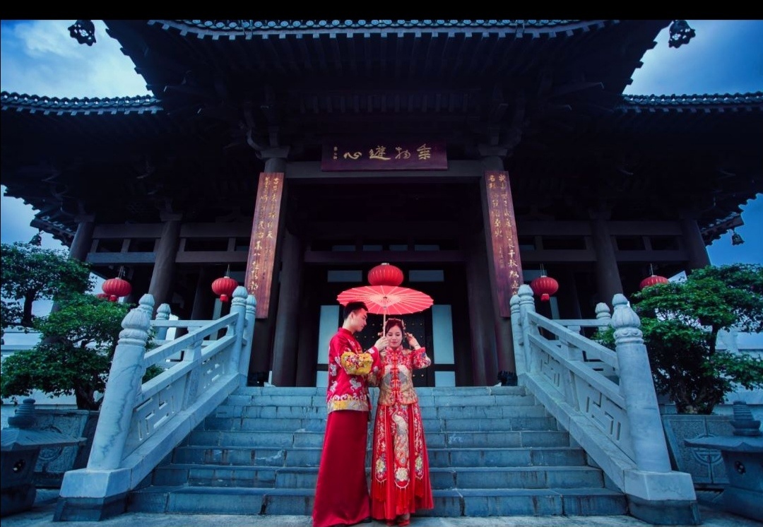 桂林中式秀禾服旅拍婚纱照