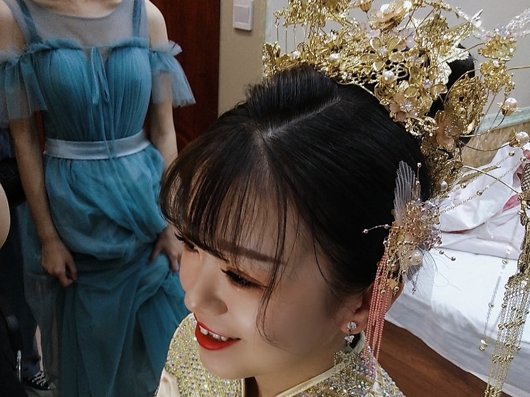 五年资深化妆师团队跟妆   