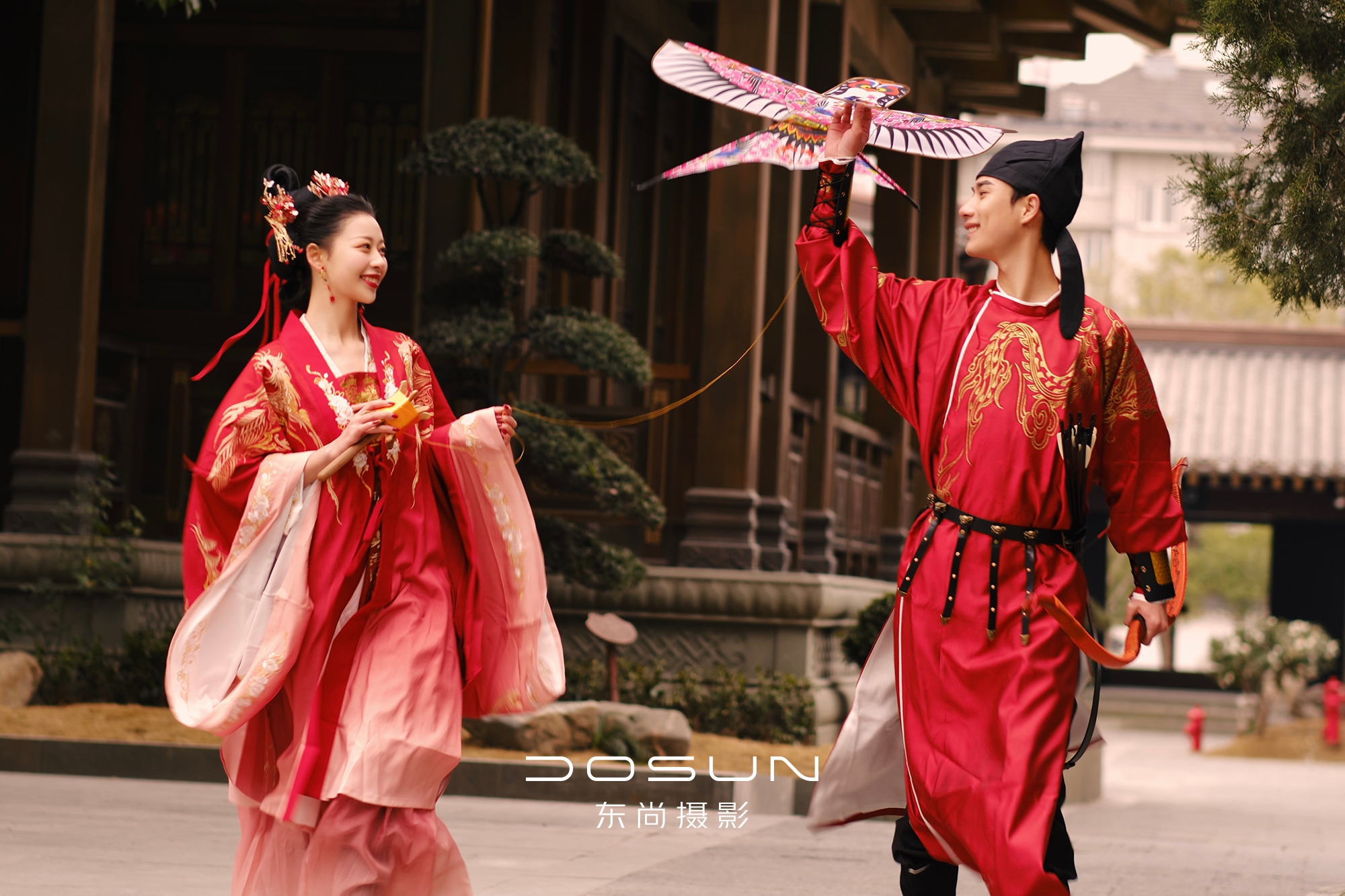 【 熱門(mén)】唐/明/宋制漢服婚紗照  