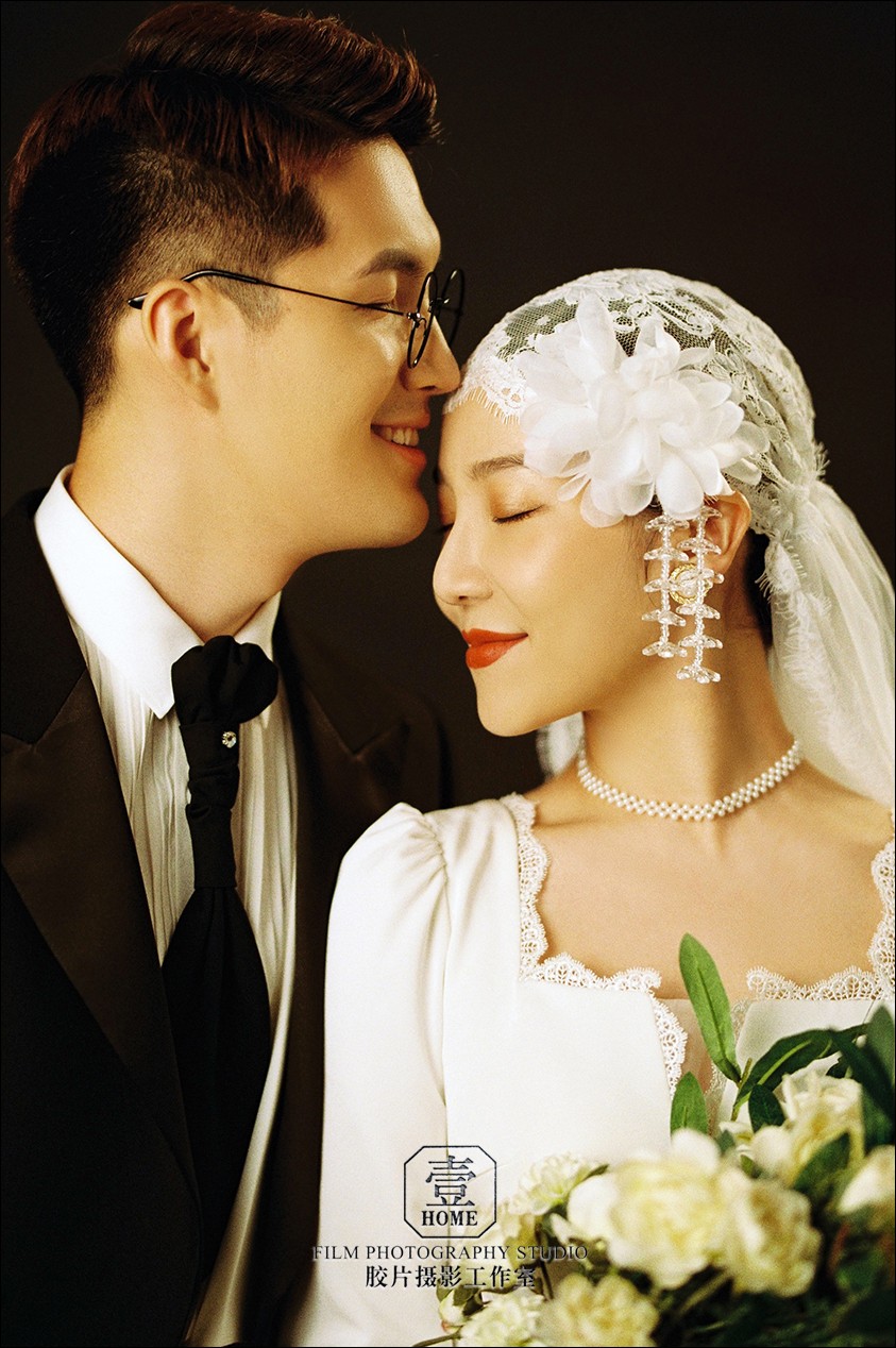 我的民国风婚纱照朋友都羡慕坏了～