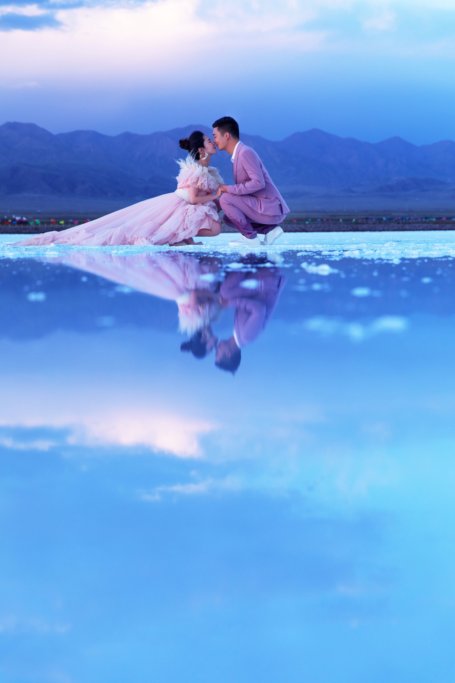 青海拍的这组婚纱照 超喜欢的旅拍的感觉