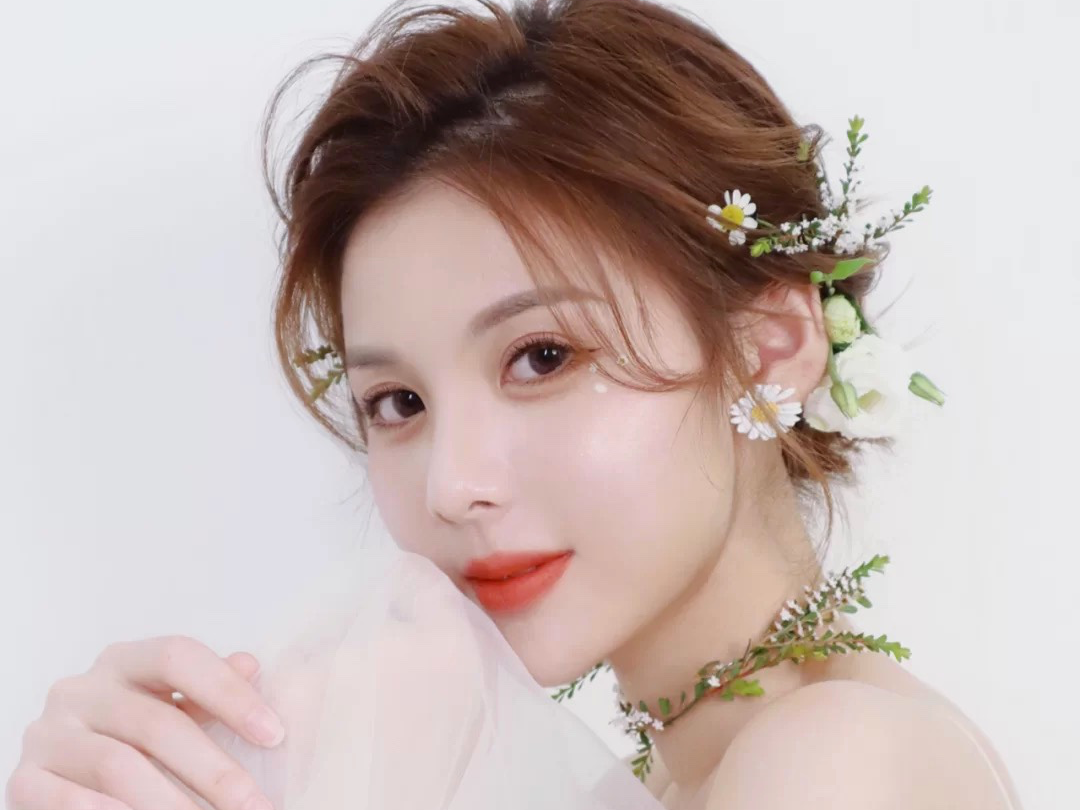 清新森系田园风新娘造型～跟妆