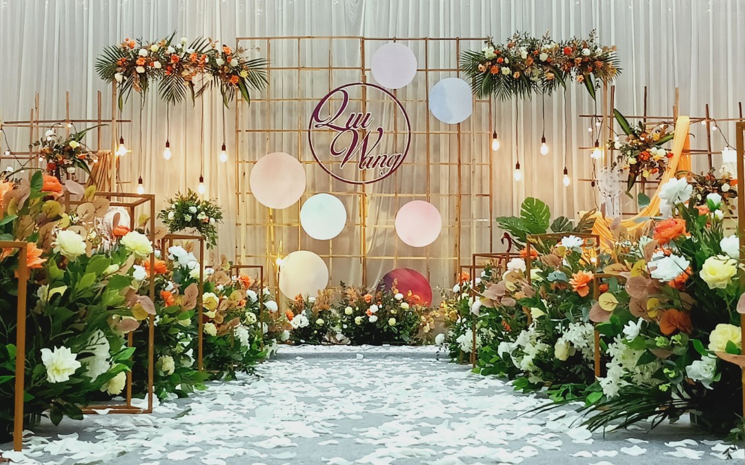 茫茫人海中，与你相遇。。。。。。