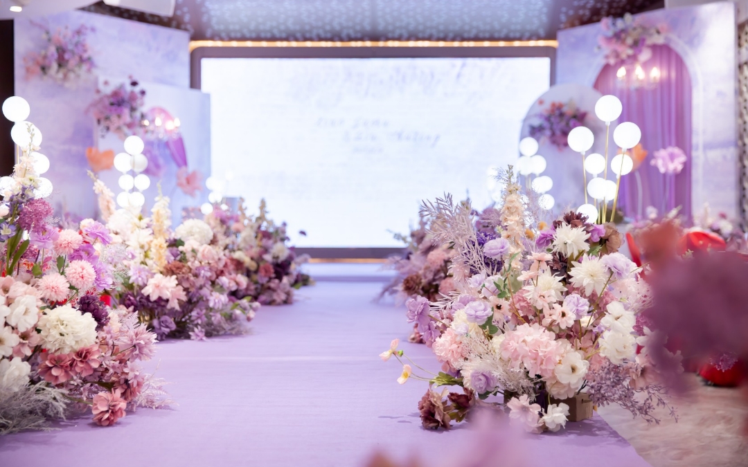 【活动特惠】紫色莫奈花园小预算婚礼 含T台