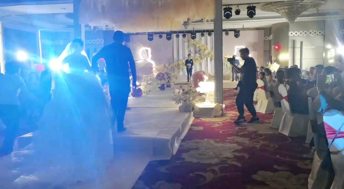 新娘全天跟妆上门服务  +妈妈妆