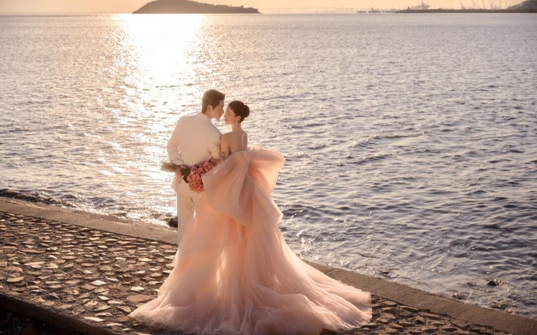 美到发光✨值得心动一万次氛围感海边婚纱照🌊