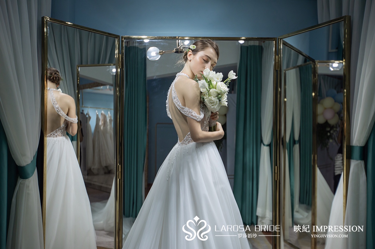 罗莎婚纱LAROSA BRIDE