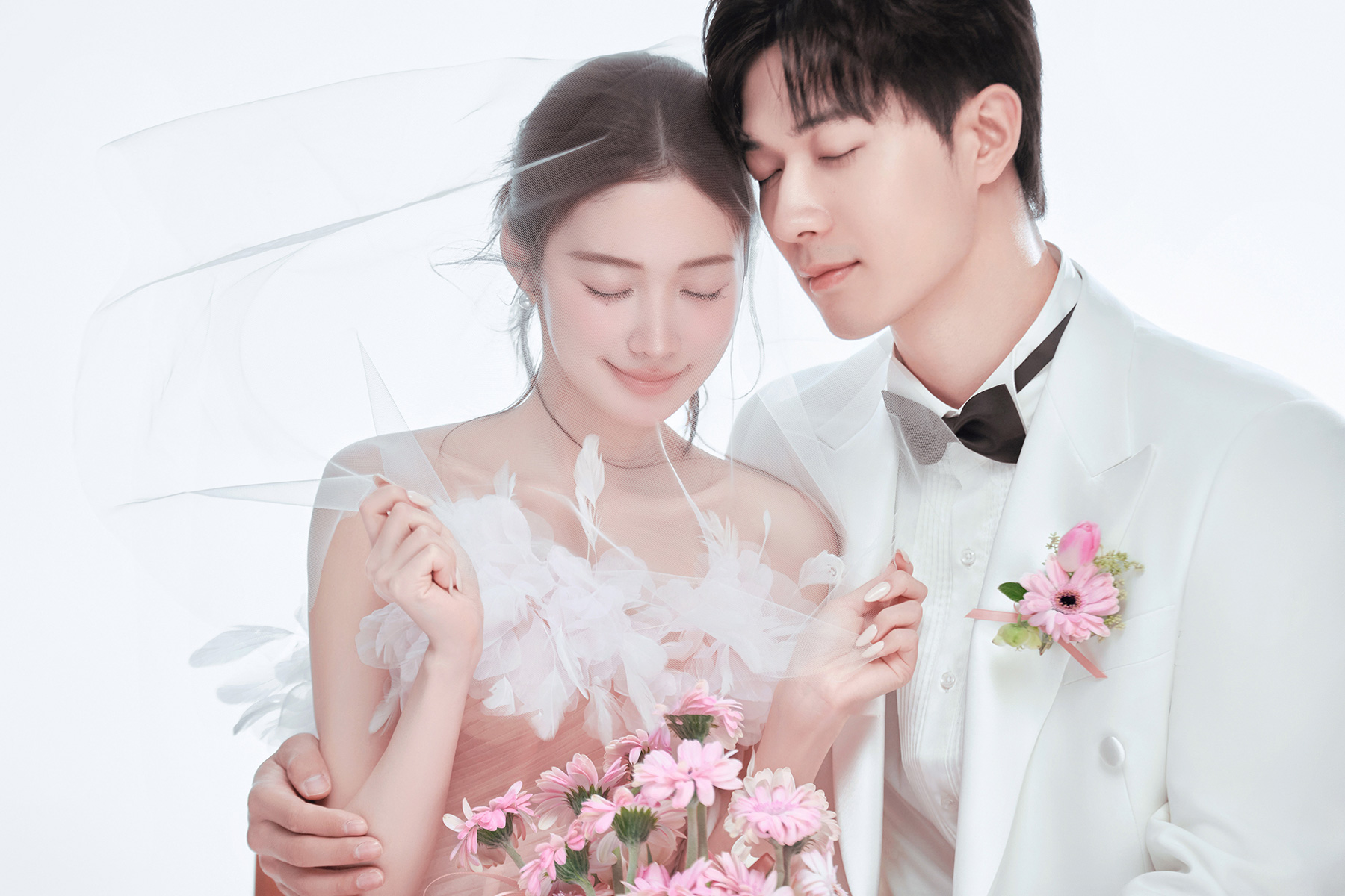【当季热卖】总监推荐+高级定制婚纱照