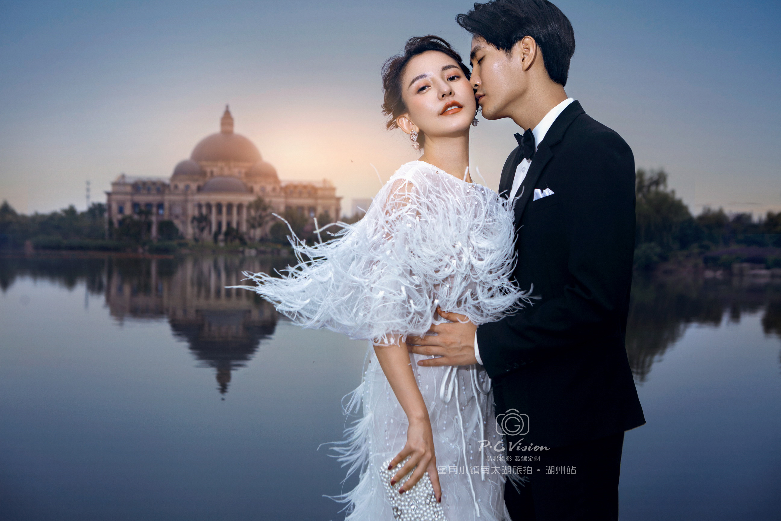 蜜月小镇唯美浪漫婚纱套系立减2000